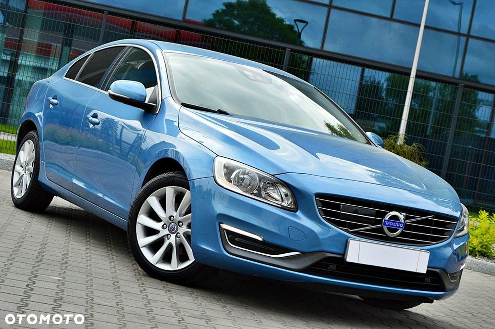 Volvo S60 - 1