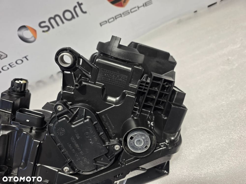 SKODA SCALA 18- PRAWA LAMPA PRZEDNIA PRZÓD ŁADNA LED NR 657941016 NR AUKCJI LPP273 - 17