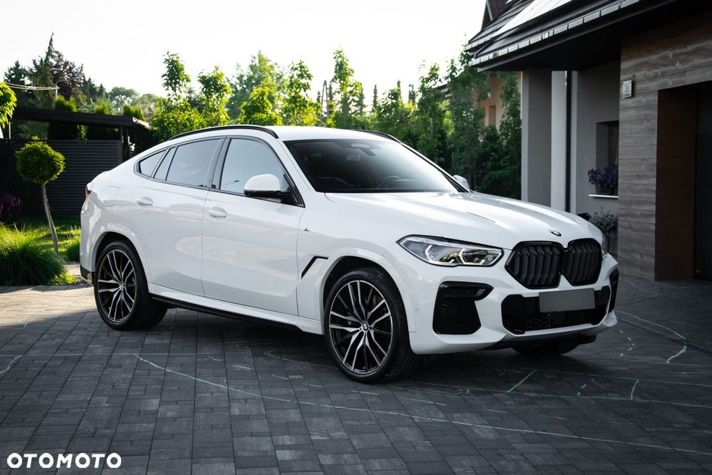 BMW X6 xDrive40d mHEV - 2
