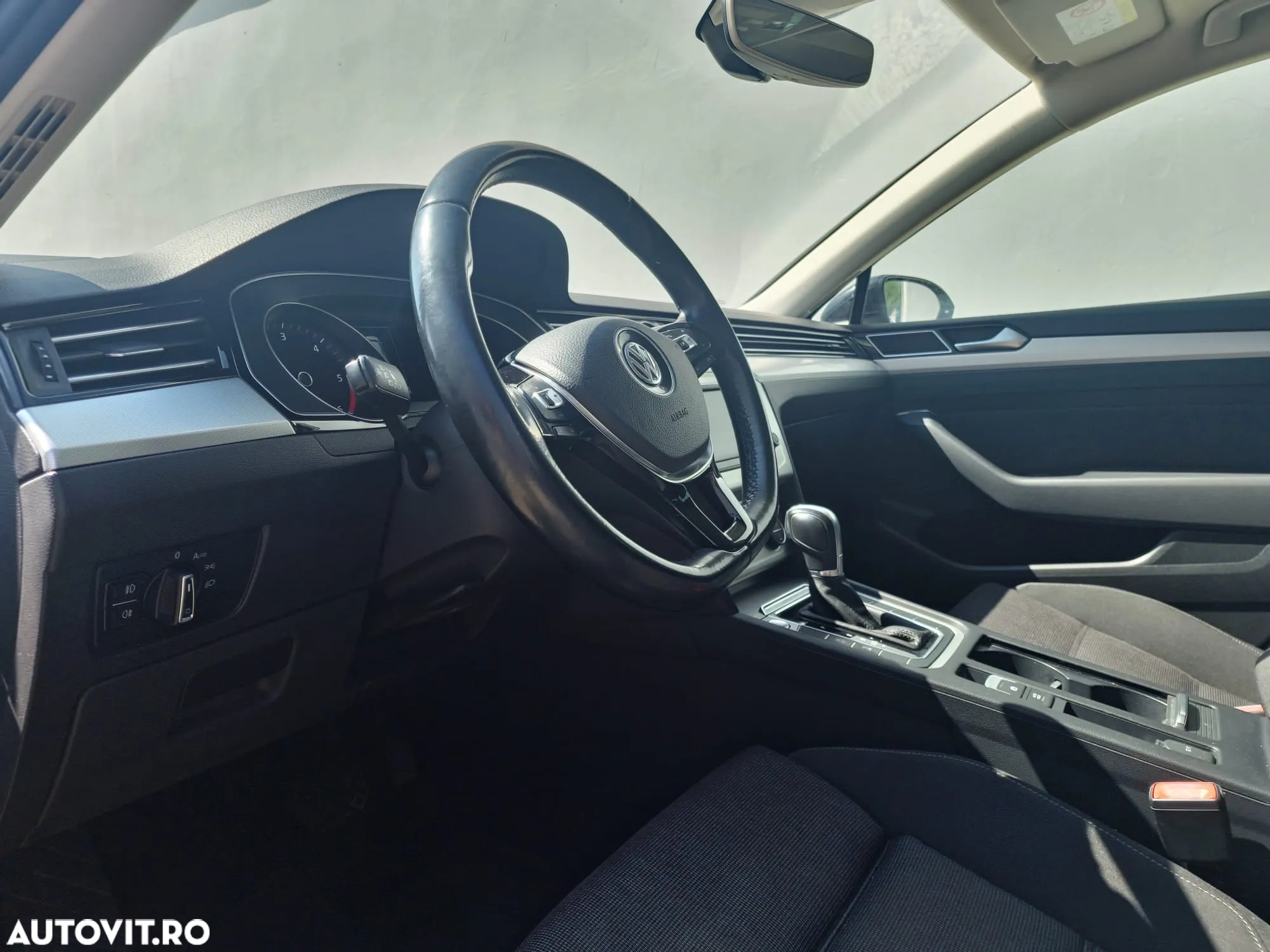 Volkswagen Passat 2.0 TDI DSG Highline - 6