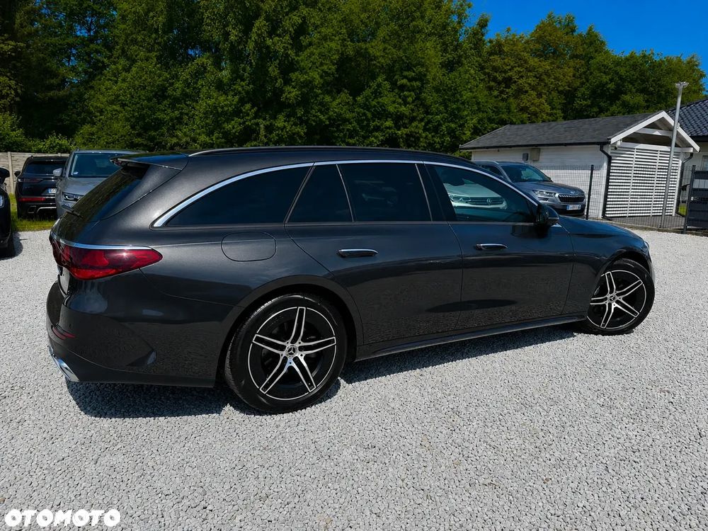 Mercedes-Benz Klasa E 220 d 9G-TRONIC Edition AMG Line - 19