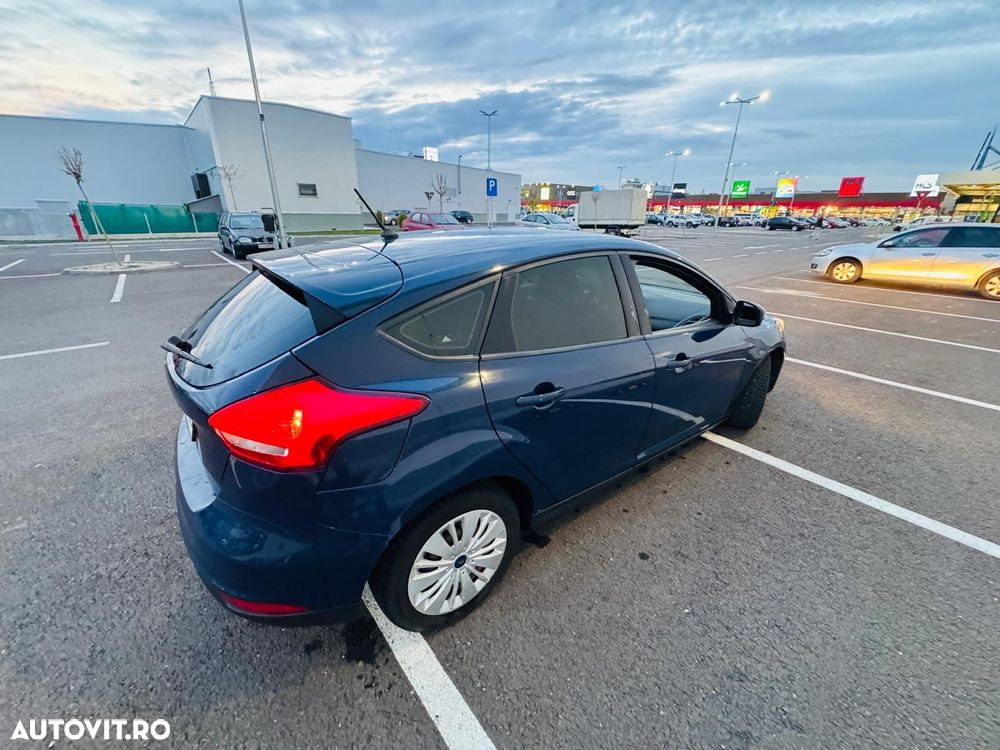 Ford Focus 1.5 TDCi Trend - 32