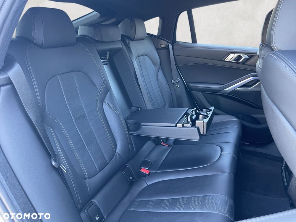 BMW X6 - 29