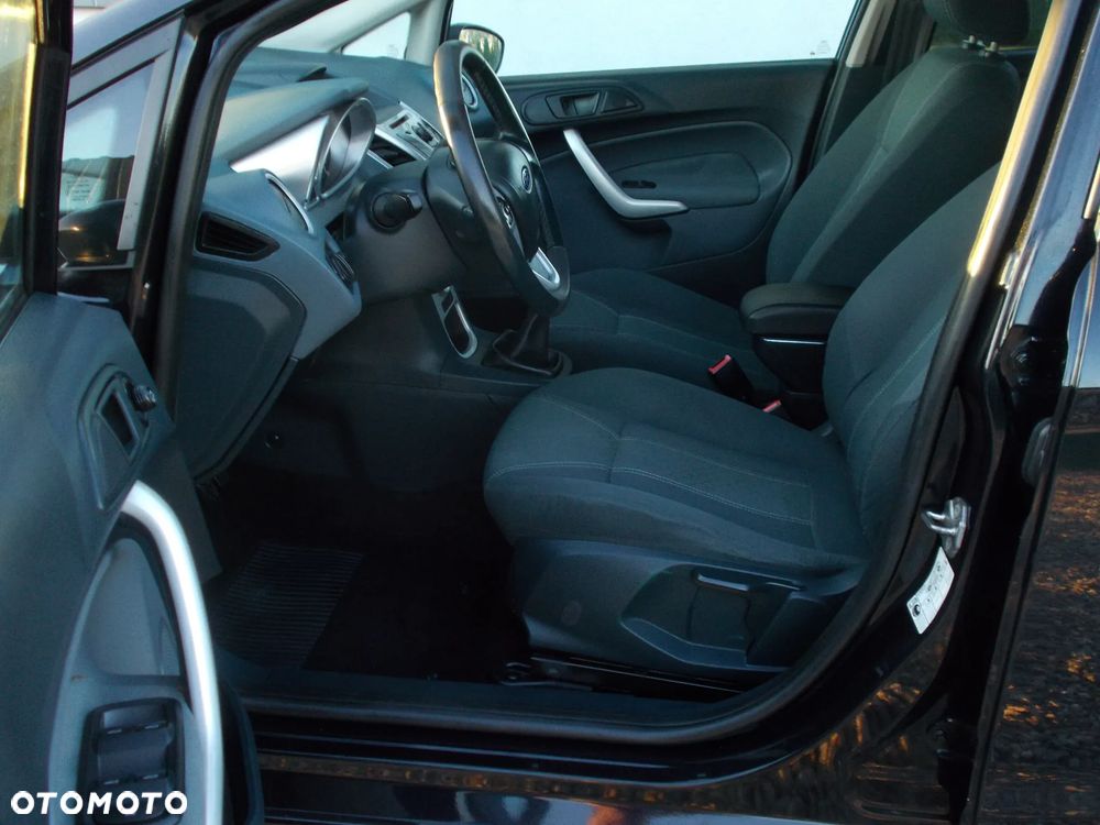 Ford Fiesta 1.6 Titanium - 6