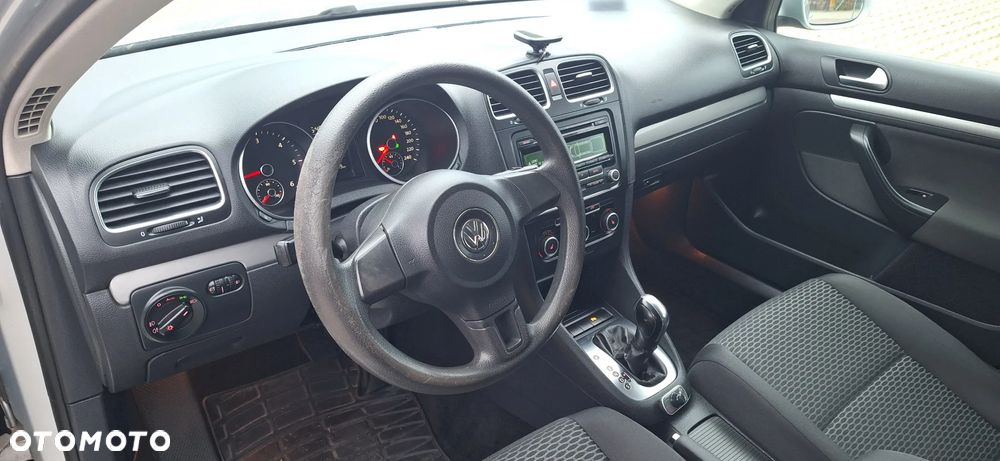Volkswagen Golf 1.6 TDI Trendline DSG - 11