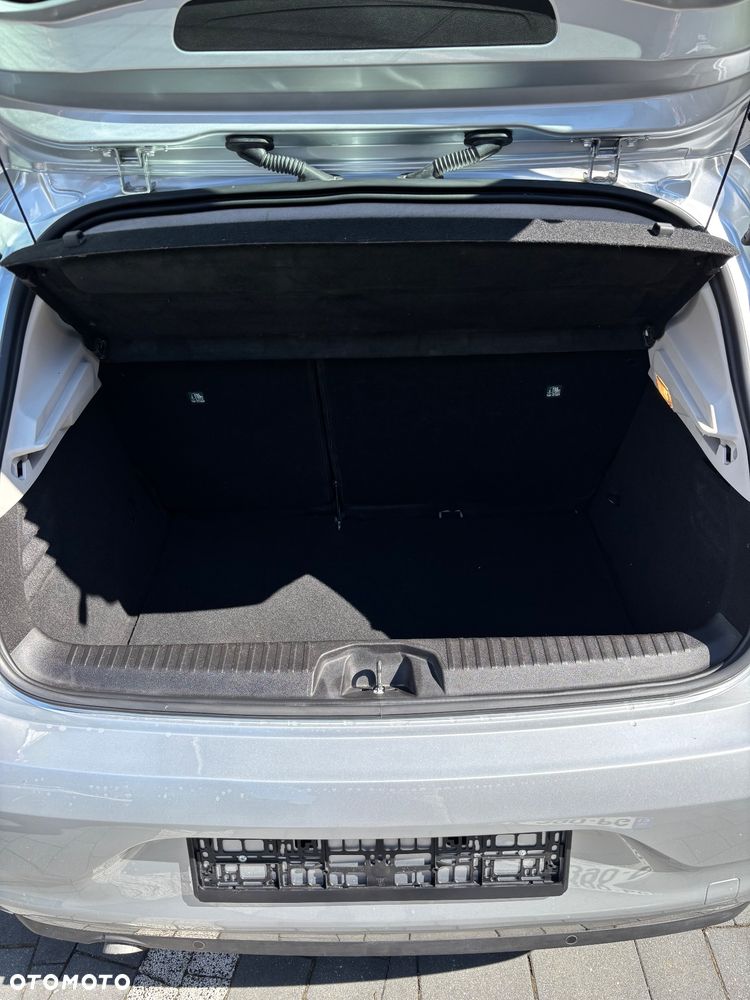 Renault Clio - 25