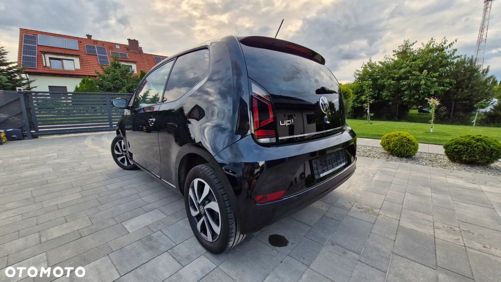 Volkswagen up! Active - 3