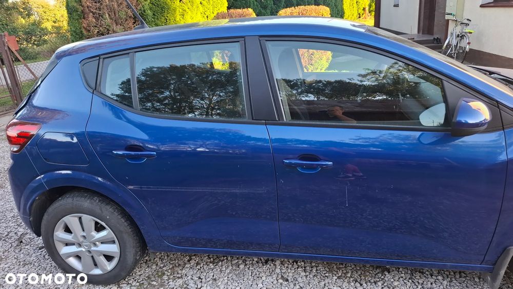 Dacia Sandero - 5