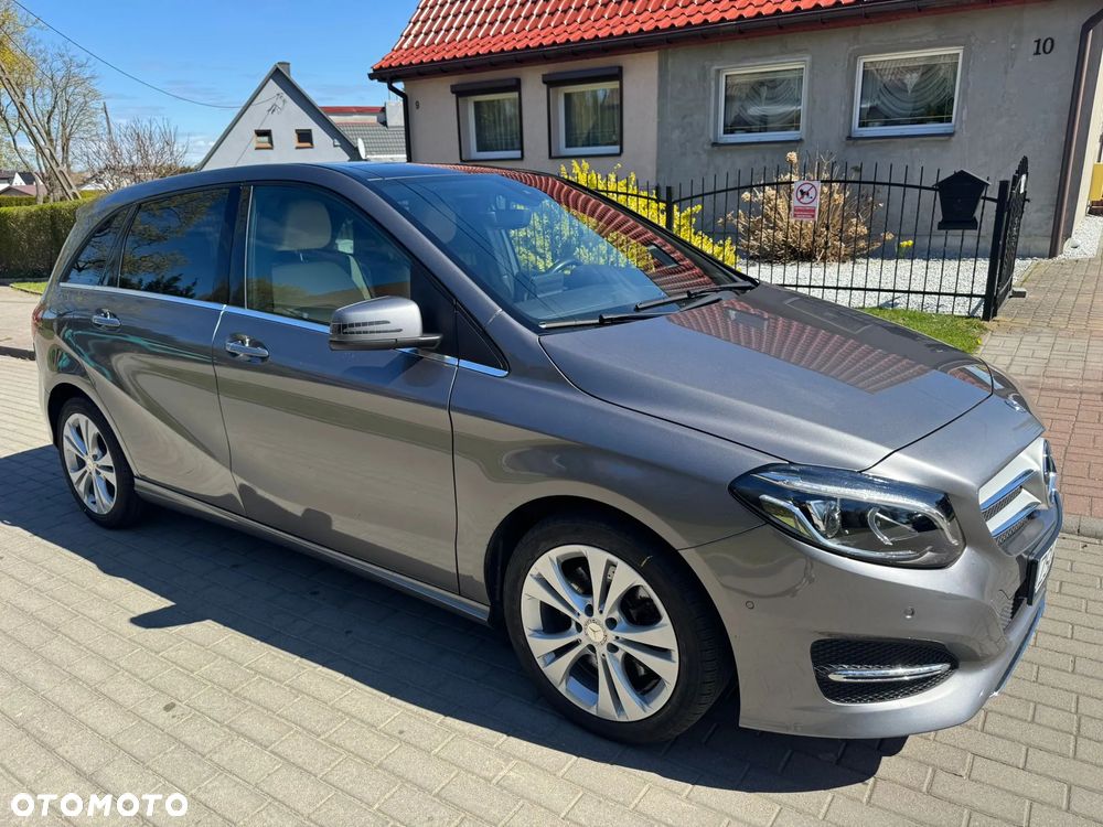 Mercedes-Benz Klasa B 250 4Matic 7G-DCT UrbanStyle Edition - 4