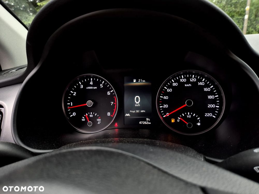 Kia Stonic 1.2 L Business Line - 16