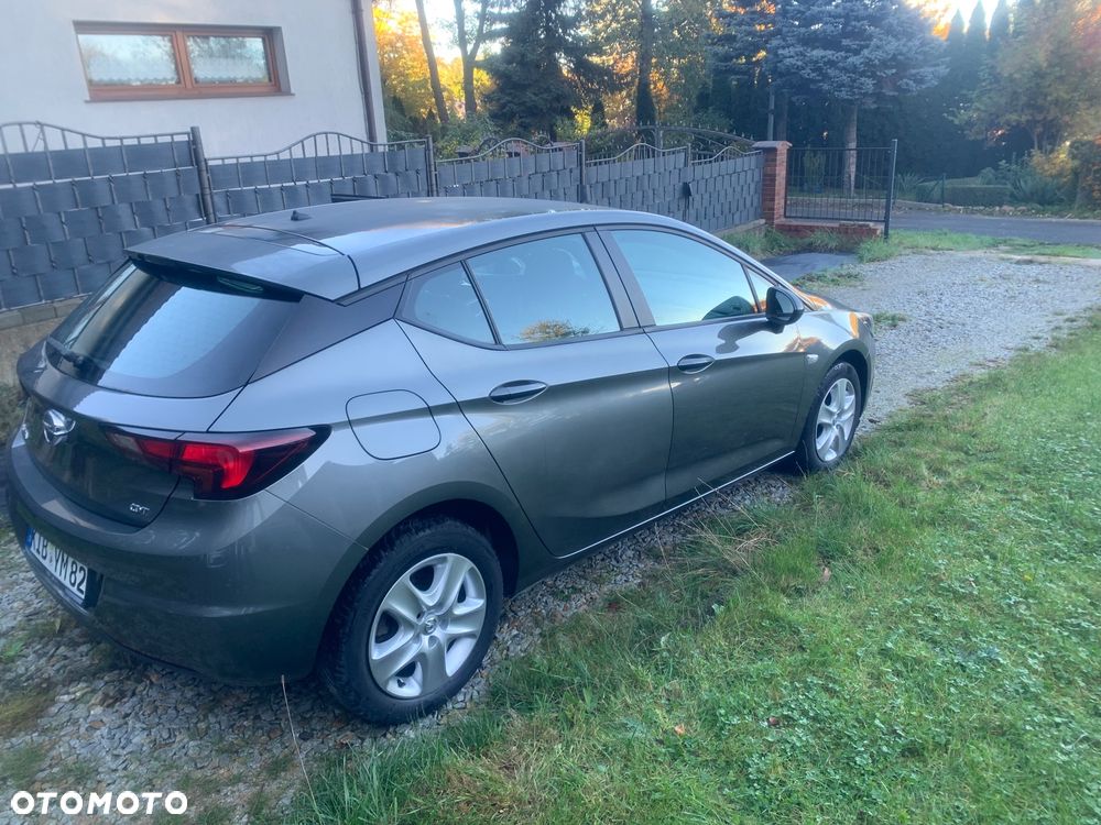Opel Astra - 4