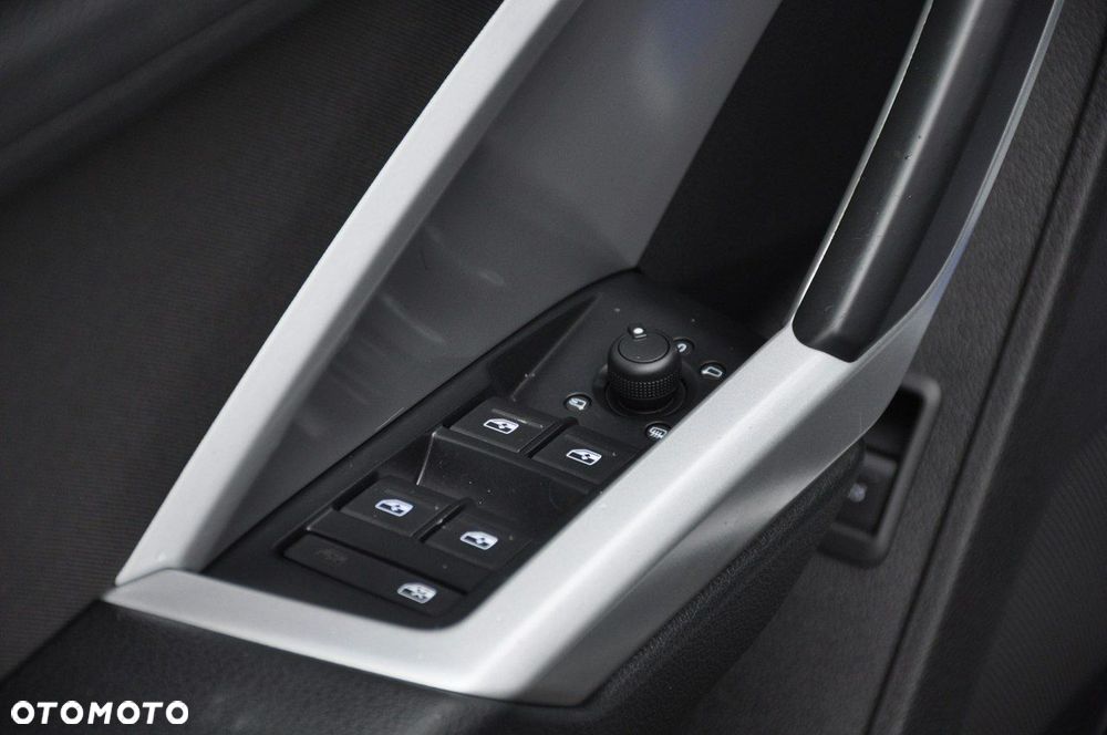 Audi Q3 35 TDI S tronic advanced - 29
