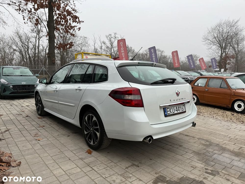 Renault Laguna dCi 110 FAP EDC Bose Edition - 4