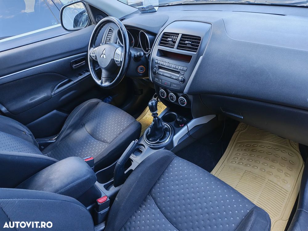 Mitsubishi ASX 1.8 DID 2WD Invite A13 - 3