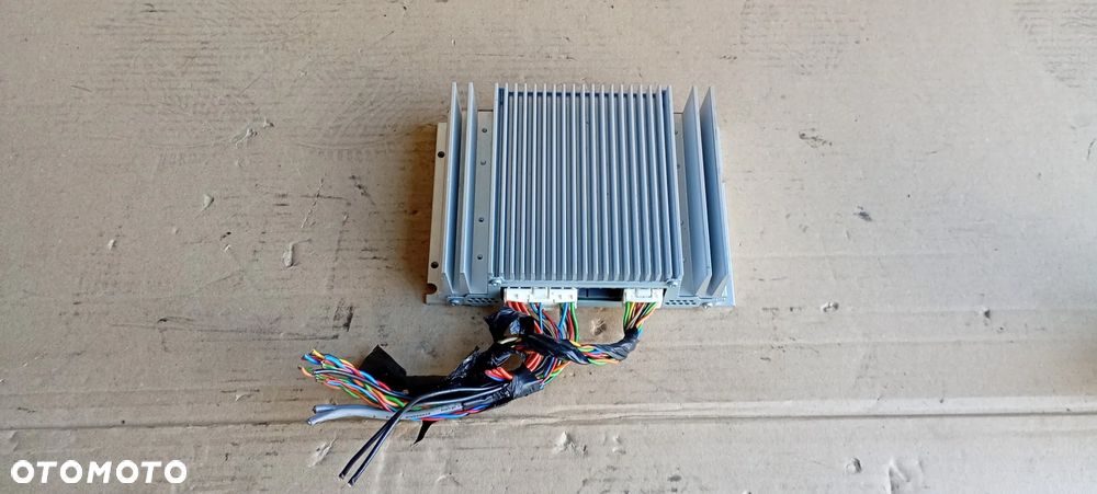 Wzmacniacz audio radia Kia Sportage III 61013789 - 1