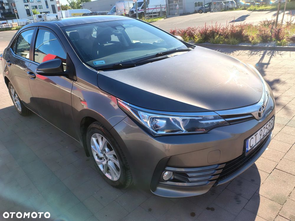 Toyota Corolla 1.6 Comfort - 1