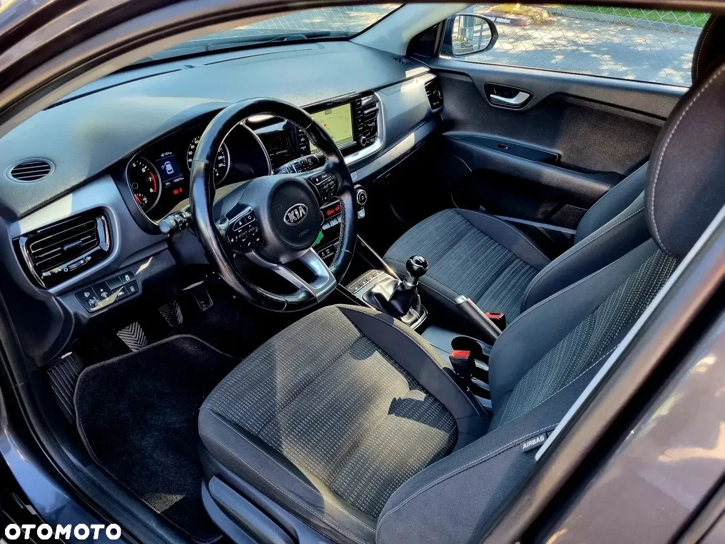 Kia Stonic 1.2 L - 7