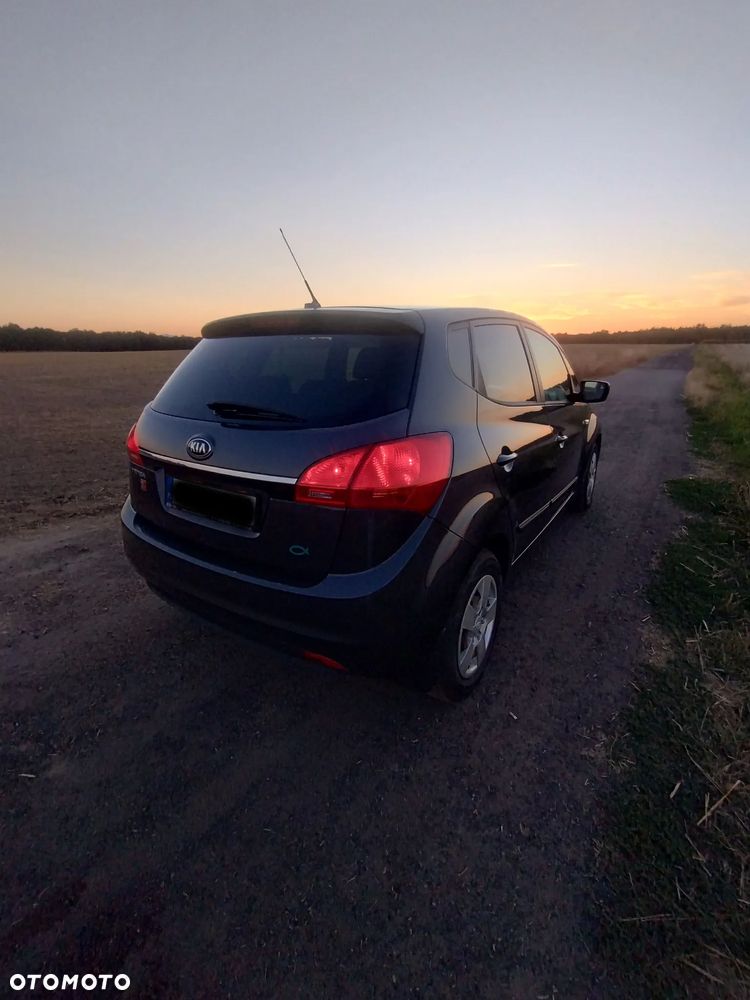 Kia Venga 1.4 L - 15