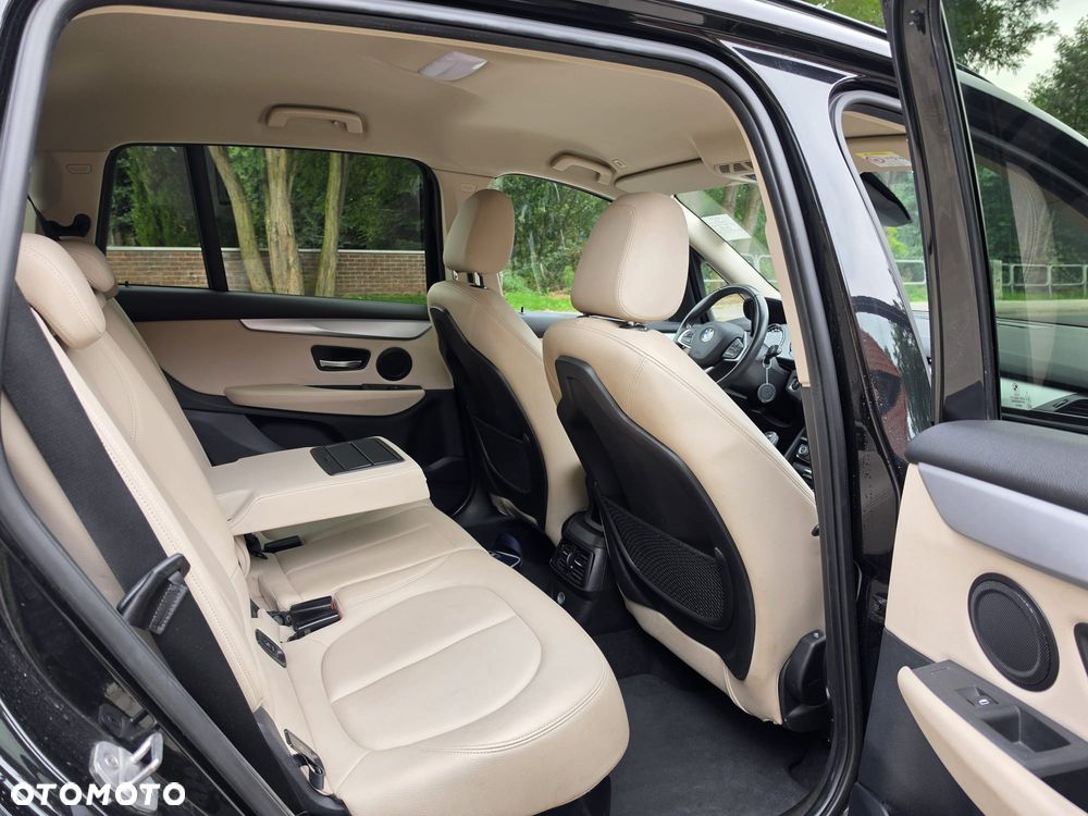 BMW Seria 2 216d GT - 18