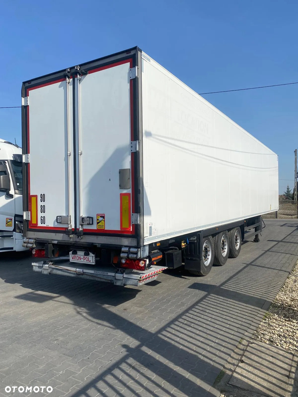 Schmitz Cargobull chłodnia 2016 wron-pol agregat vector 1550 doppelstock podwójny załadunek winda