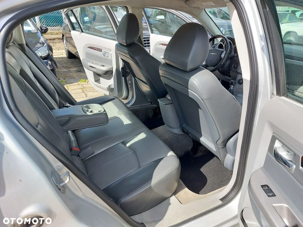 Chrysler Sebring - 16