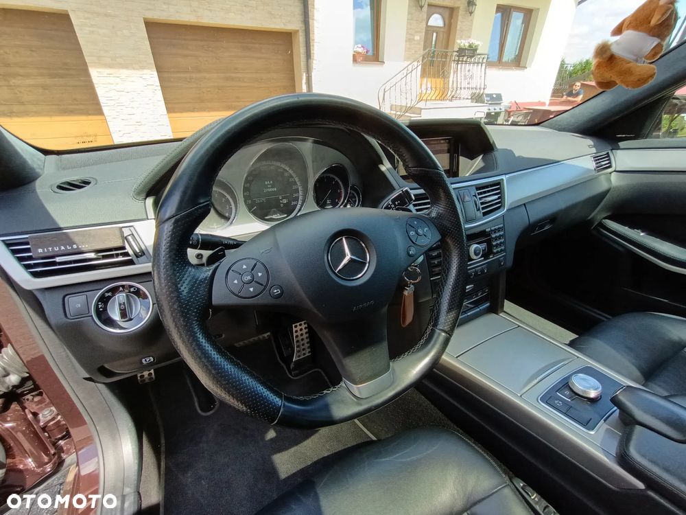 Mercedes-Benz Klasa E - 22