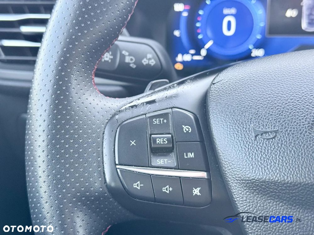 Ford Kuga 2.0 EcoBlue ST-LINE X - 23
