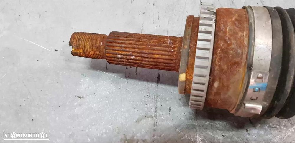 TRANSMISSÃO FRONTAL ESQUERDA KIA CEED 2014 -49501A6300 - 2