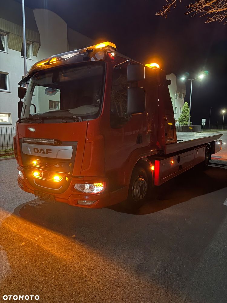 DAF LF 210 Pomoc drogowa laweta holownik widelec platforma hydrauliczna - 28