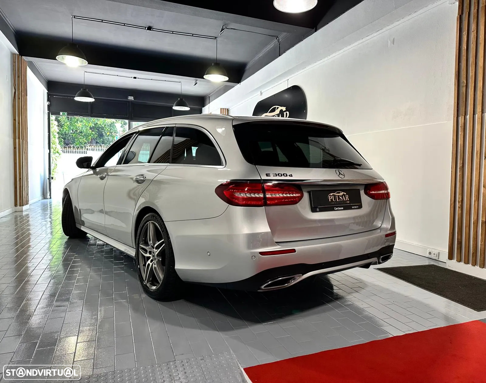 Mercedes-Benz E 300 d AMG 7L - 4