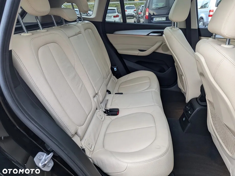 BMW X1 xDrive25d xLine - 22