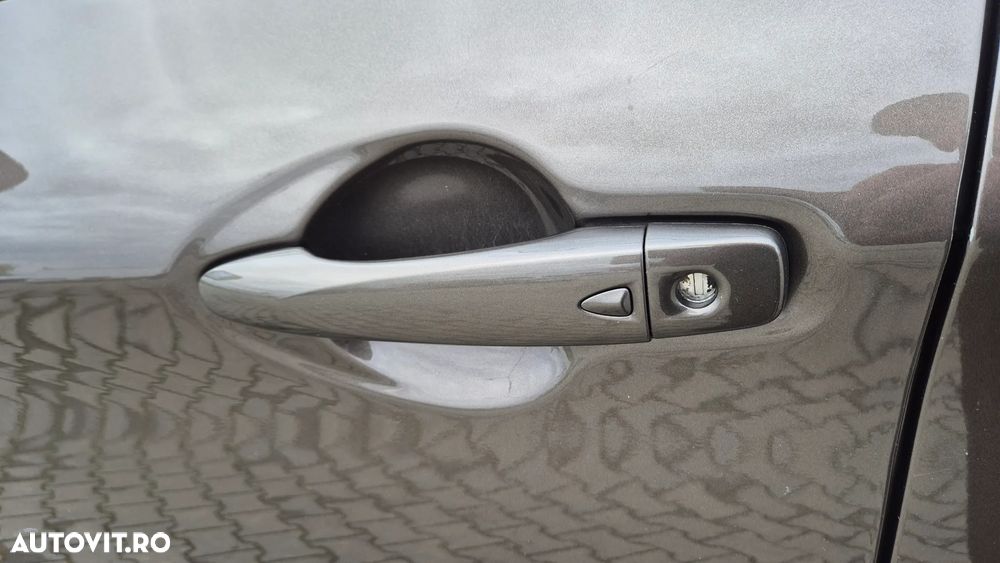 Nissan Qashqai 1.5 DCI Start/Stop Tekna - 17