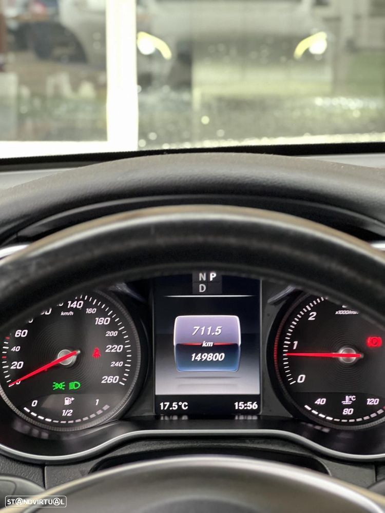 Mercedes-Benz GLC 220 d 4Matic 9G-TRONIC AMG Line - 11