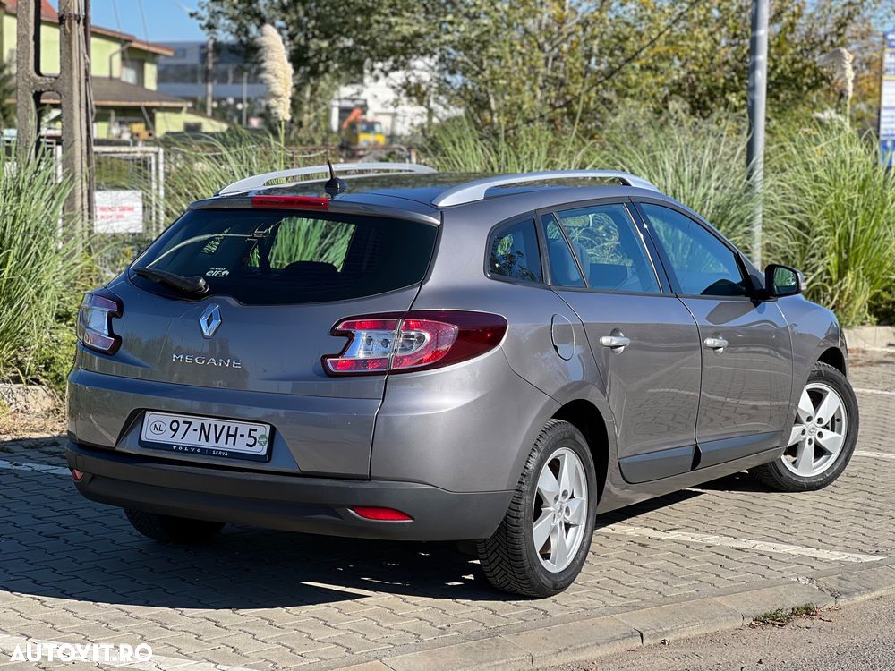 Renault Megane 1.6 16V 110 Dynamique - 4
