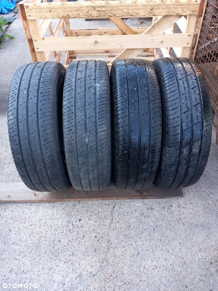 Opony CONTINENTAL 215/75/R16 C - 1