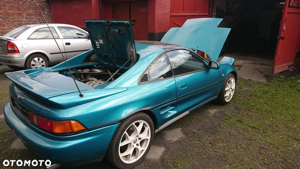 Toyota MR2 - 5