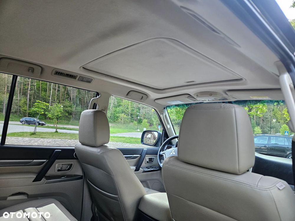 Mitsubishi Pajero 3.2 DID Instyle EU6 - 30