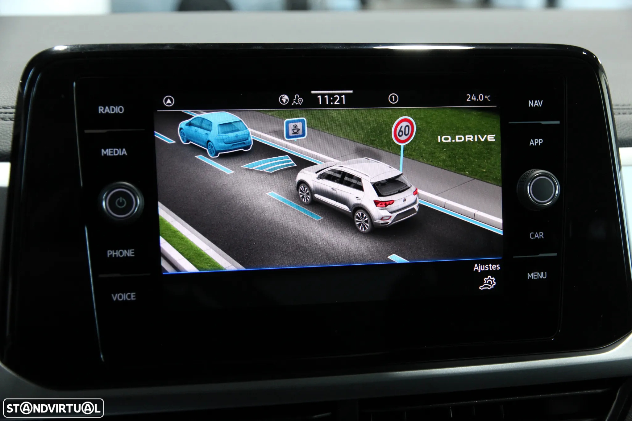VW T-Roc 1.0 TSI Urban - 18