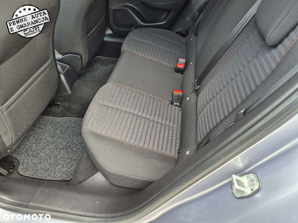 Peugeot 2008 - 13
