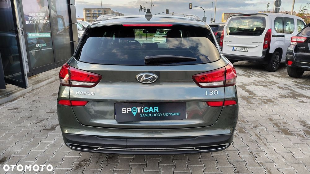 Hyundai i30 1.5 DPI Comfort - 4