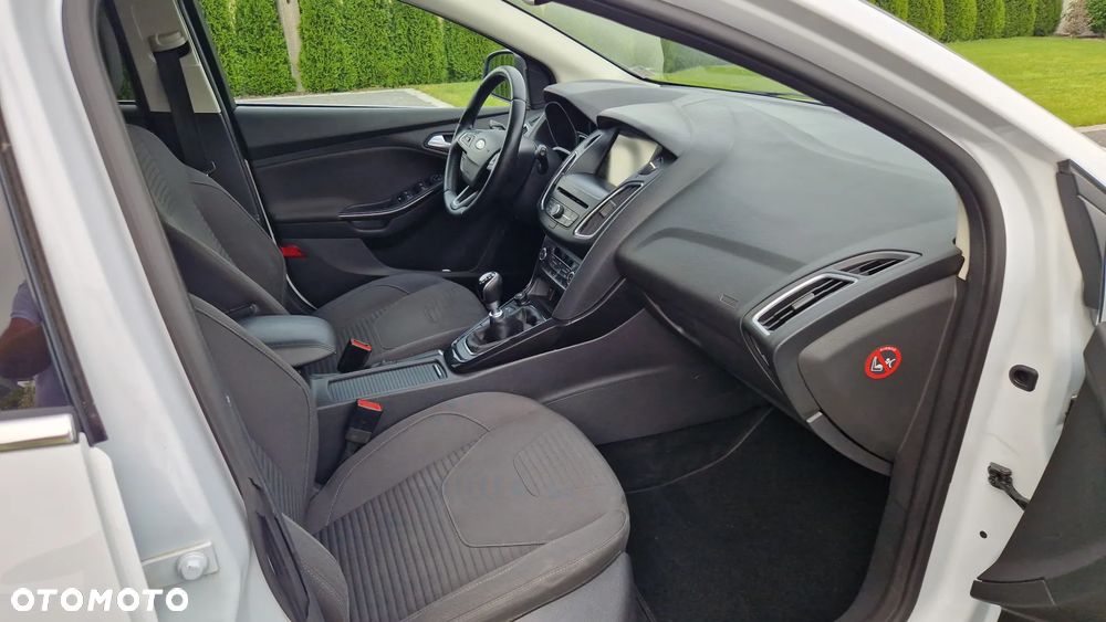 Ford Focus 1.5 TDCi DPF Start-Stopp-System Titanium - 8