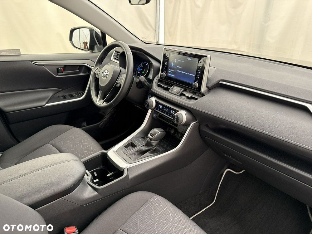 Toyota RAV4 - 23