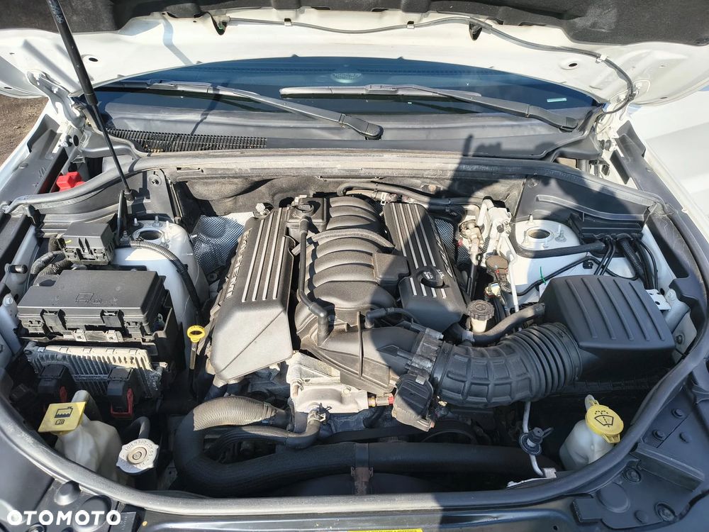 Jeep Grand Cherokee 6.4 V8 SRT8 Alpine - 14