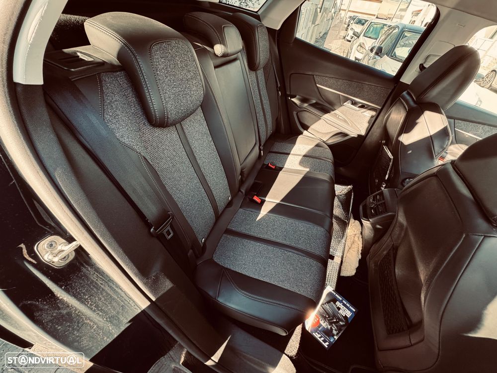 Peugeot 3008 BlueHDi 130 Stop & Start Allure Pack - 13