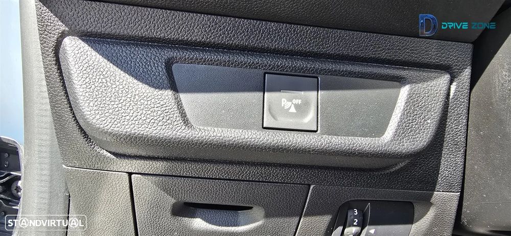 Dacia Sandero 1.0 SCe Essential - 17