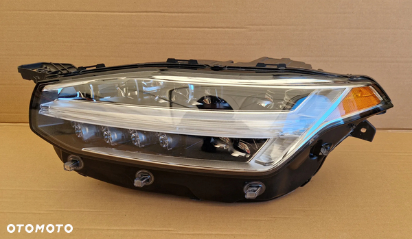 Lampa Reflektor Lewy Przód LED XC90 II USA  31656986 / 31353151