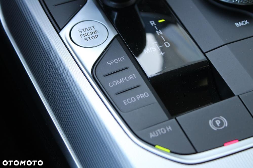 BMW Seria 3 - 20