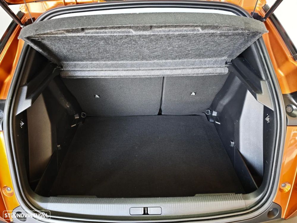 Peugeot 2008 1.2 PureTech Active - 27