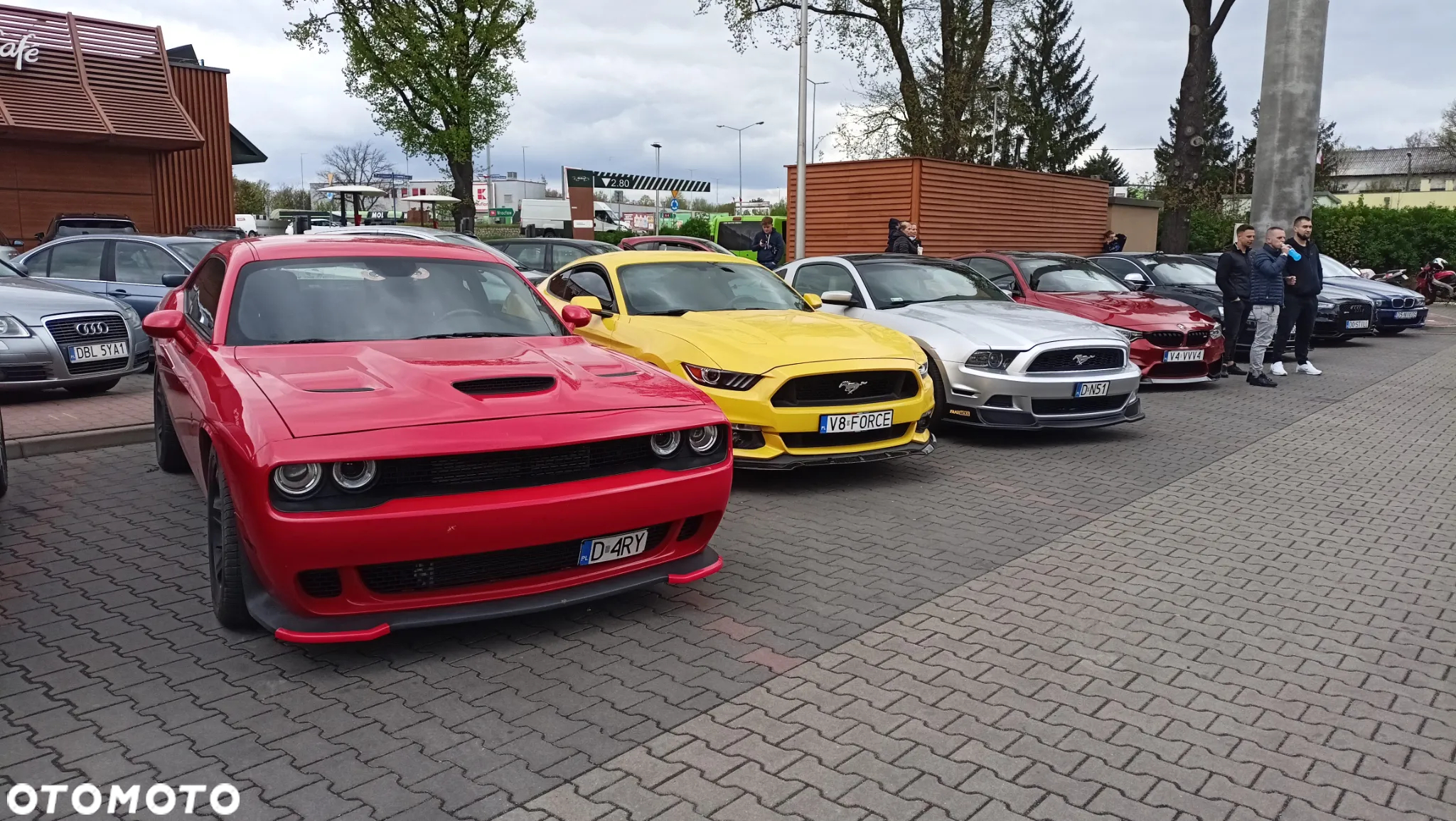 Dodge Challenger 5.7 R/T - 2