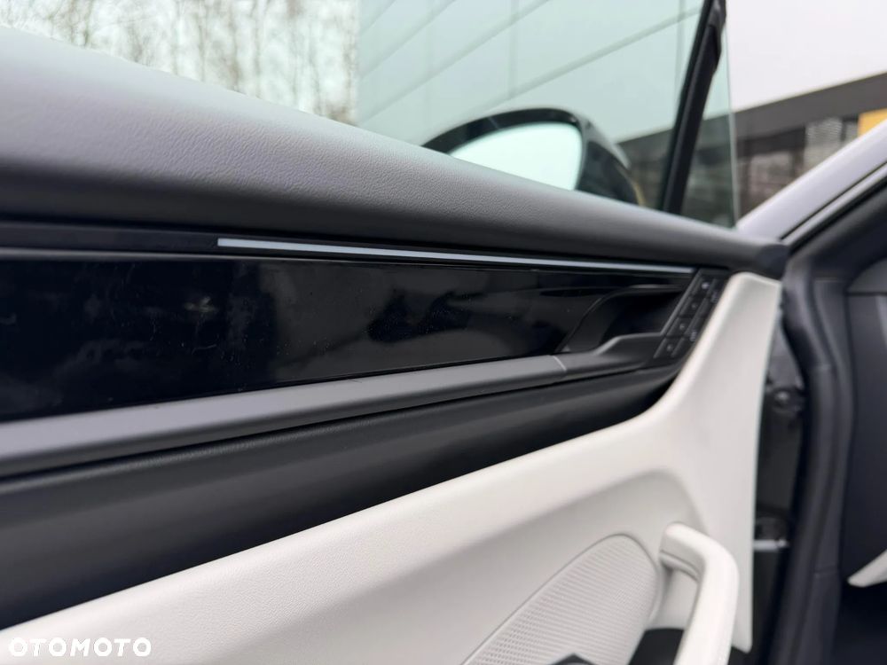 Porsche Macan 4 100kWh - 18
